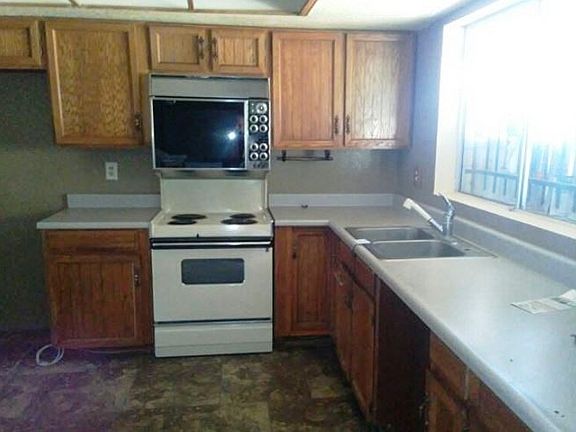 3rd image of 8031 N Suwannee Dr