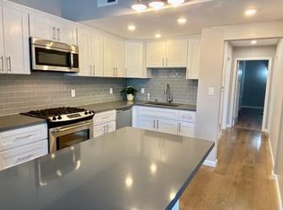 1387 Hygeia Ave, Encinitas, CA 92024