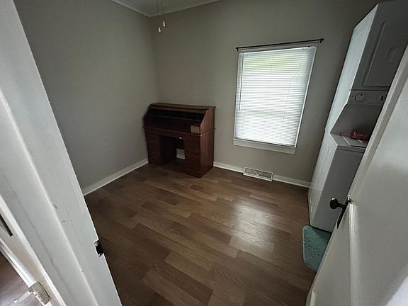 5th image of 171 Berner St
