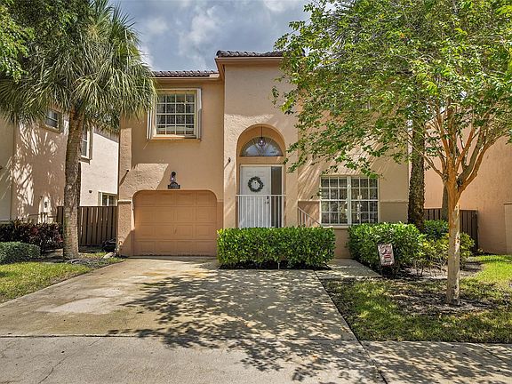 3rd image of 10679 NW 12th Manor