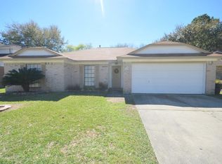 8127 Big Oak Trail Dr, Houston, TX 77040