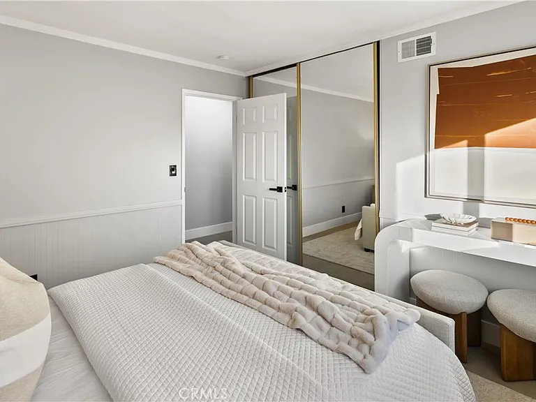 9882 Kings Canyon Dr — Photo 24