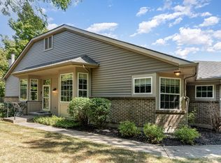2431 Coveyrun S, Cincinnati, OH 45230