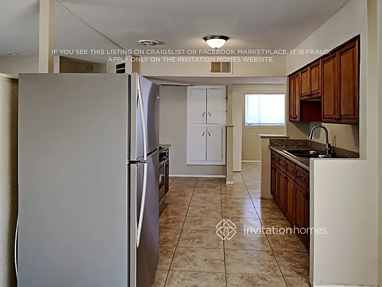 5615 W Campbell Ave — Photo 7