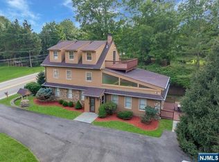 20 Cripplebush Rd, Old Tappan, NJ 07675