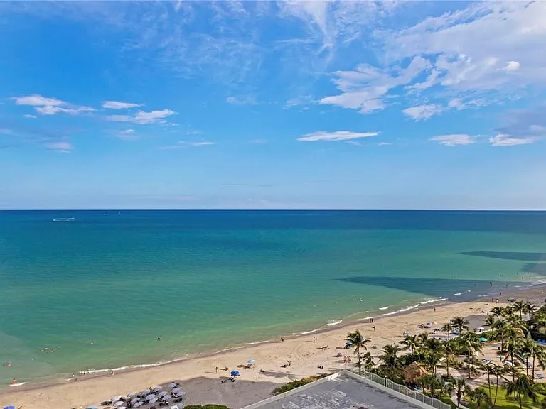 3725 S Ocean Dr #1610 — Photo 2