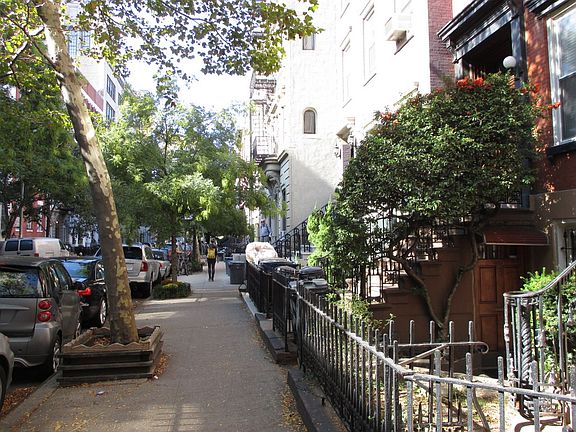 2nd image of 213 W 18th St #1F