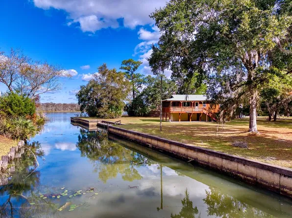 5 Big Oak Dr., Apalachicola, FL 32320