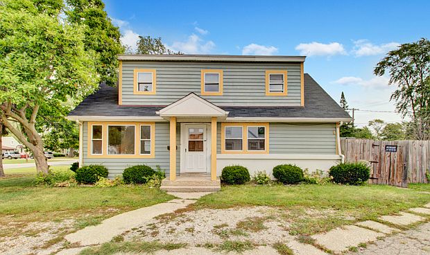 1st image of 237 Winters Dr