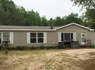 8302 Northland Dr, Frederic, MI 49733