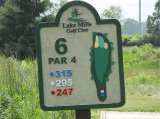 926 Pinnacle Dr, Lake Mills, WI 53551