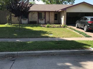2208 Bowie Dr, Carrollton, TX 75006