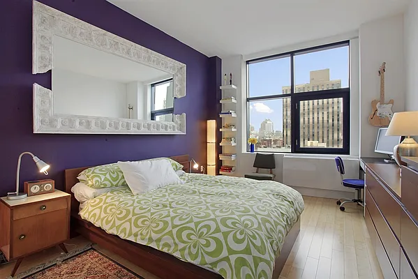 Sold by Corcoran | media 19