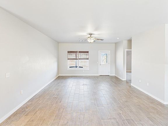 3rd image of 11601 Split Oak Cir