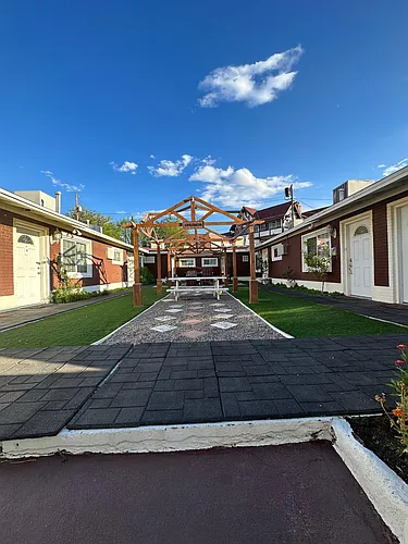300 W Rio Grande Ave Photo 1