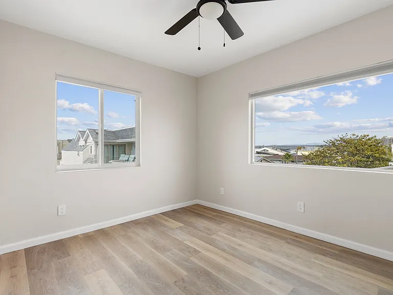 715 Cohasset — Photo 31