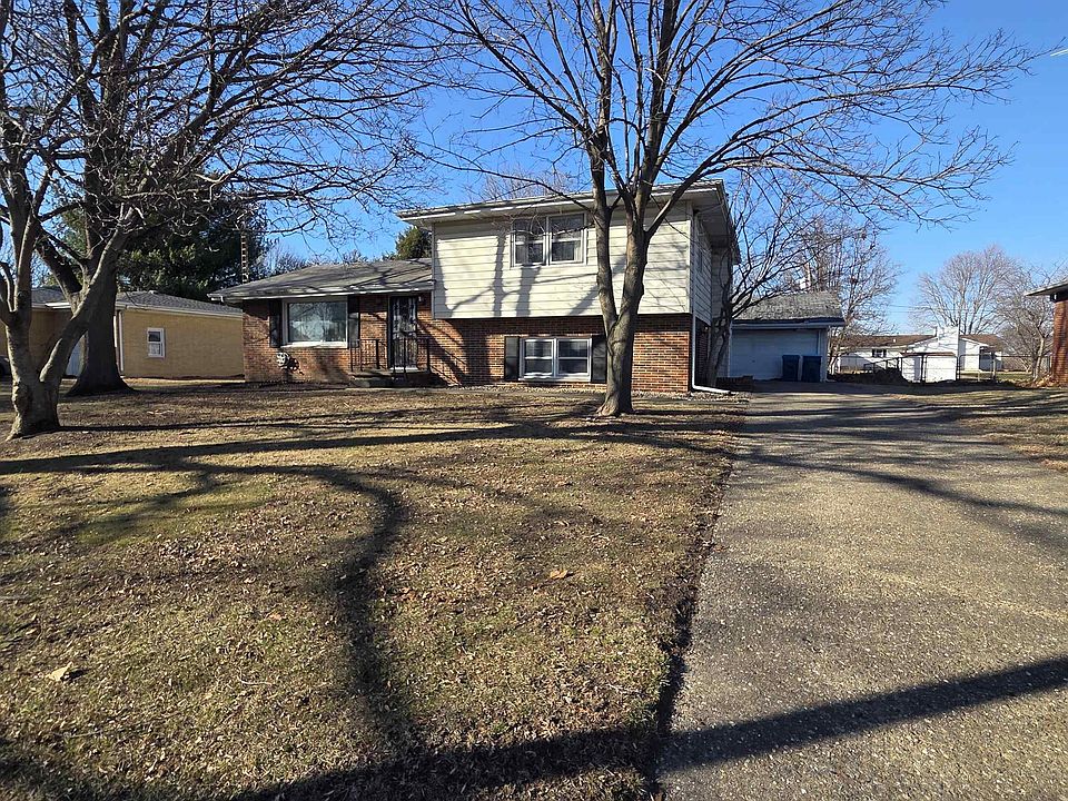 1st image of 3413 E Carpenter St