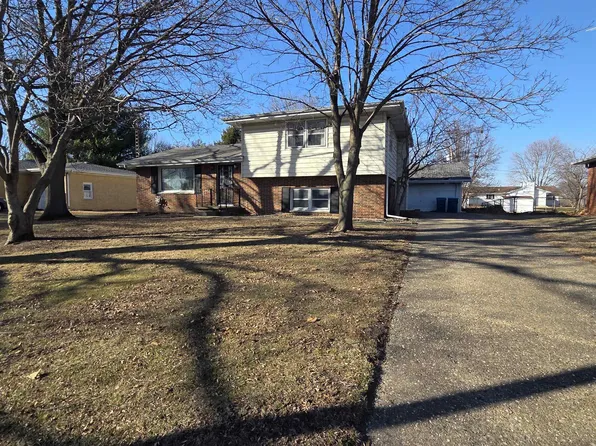 3413 E Carpenter St, Springfield, IL 62702