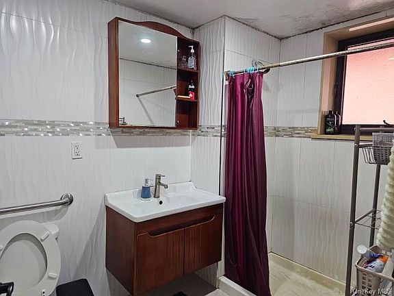 5th image of 108-38 41 Avenue #1A & BSMT