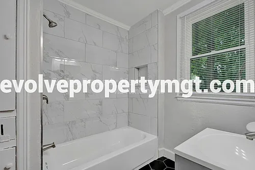 4089 Tutwiler Ave Photo 1