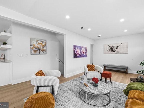 4th image of 5601 Spring Rd