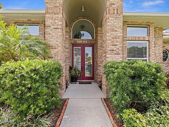 3rd image of 27 Queen Ann Ct