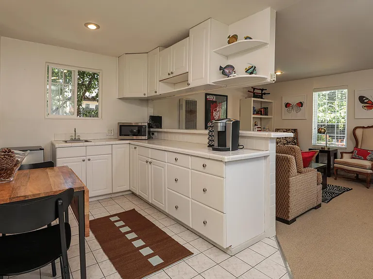 83 Wilburn Ave — Photo 31
