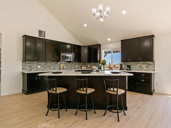 9255 Fortuna Ave, Yucca Valley, CA 92284