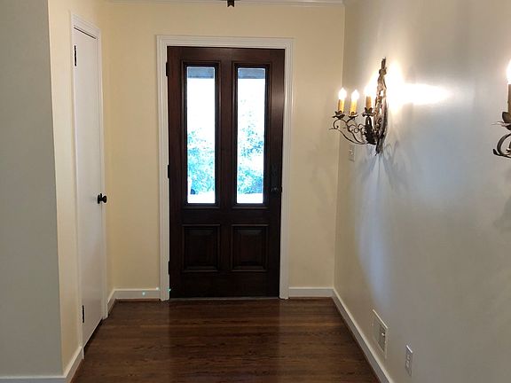 Entry with large closet