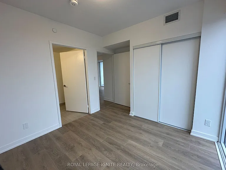 2033 Kennedy Rd #3002 — Photo 15