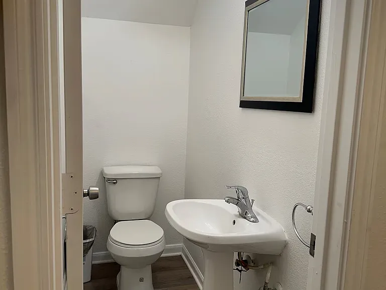 2232 Naomi St — Photo 12