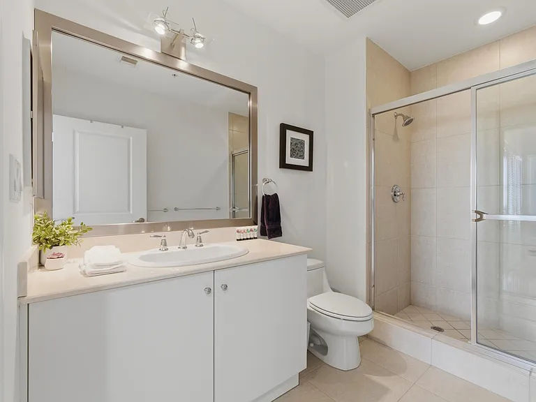 350 N Federal Hwy #Penthouse 09 — Photo 24