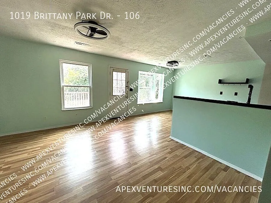 Nice 2 bedroom 2 bath home — Photo 4
