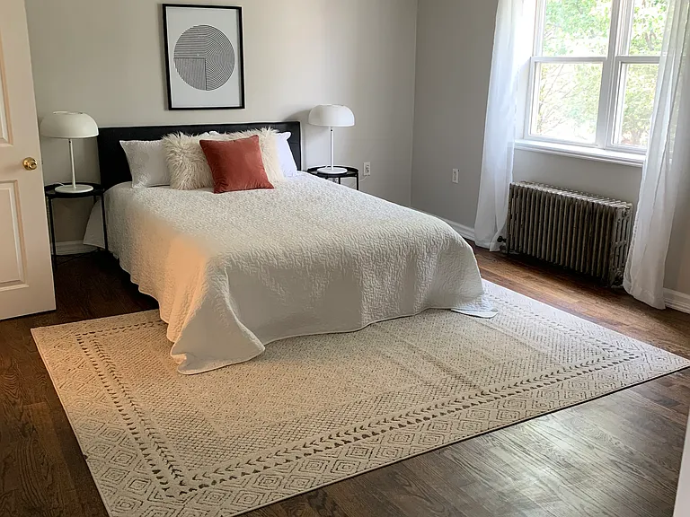 1107 Carpenter St — Photo 36