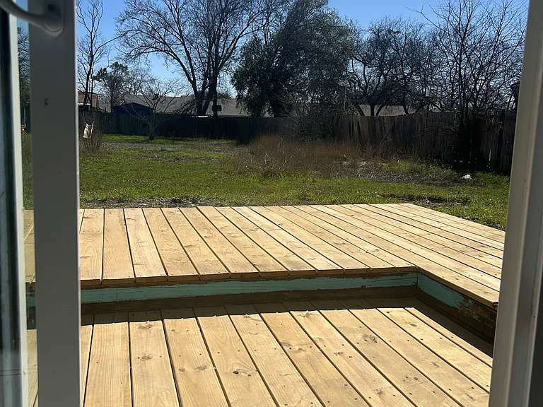 7262 Montgomery Dr — Photo 21