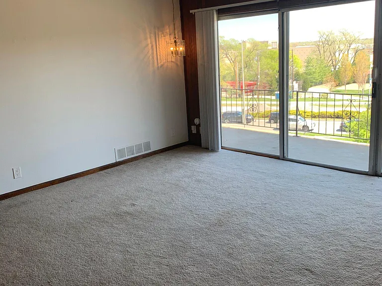 4942 Grand Ave #10 — Photo 12
