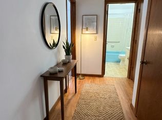 624 Garrison Rd APT A, Battle Creek, MI 49017