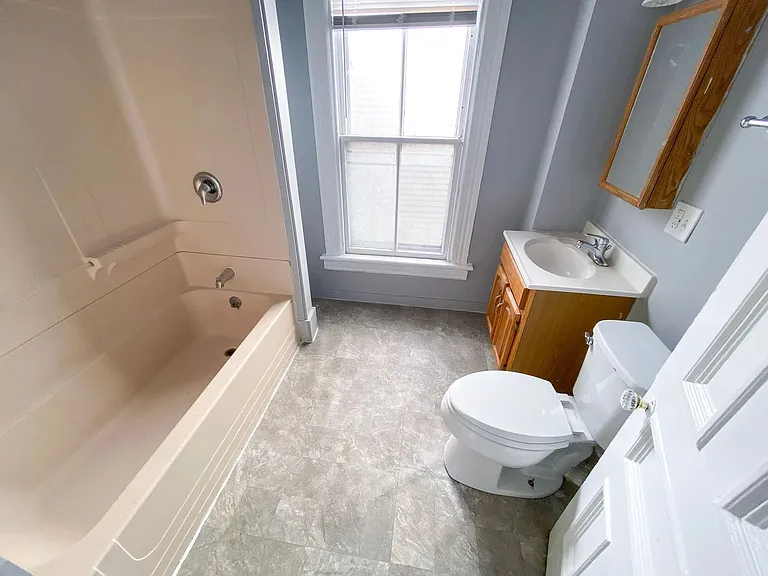 176-182 Elmwood Ave — Photo 2