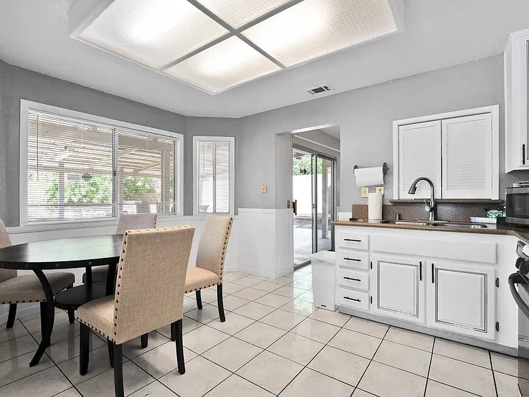 12675 Elmhurst Dr — Photo 22