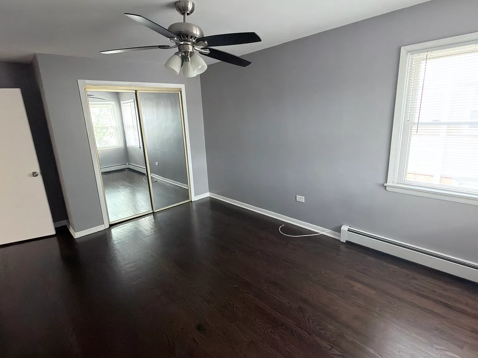 2 bed, 1100 sqft, $1,800 — Photo 2
