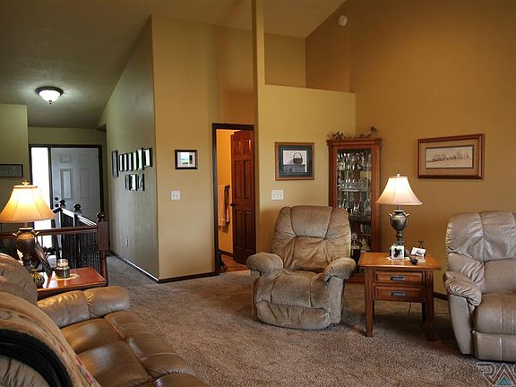 3rd image of 5601 W Bakker Park Dr