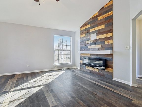 4th image of 4213 Hale Ln