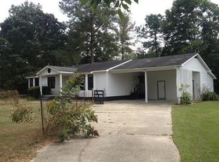 712 Shannon Rd, Lumberton, NC 28360
