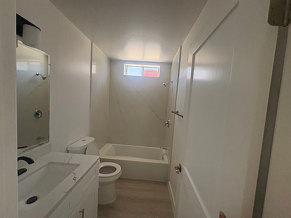 5th image of 525 N Madison Ave APT 201