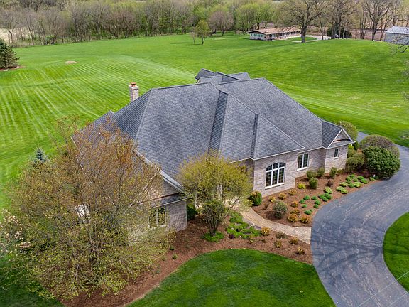 4th image of 45W365 Saddlewood Dr