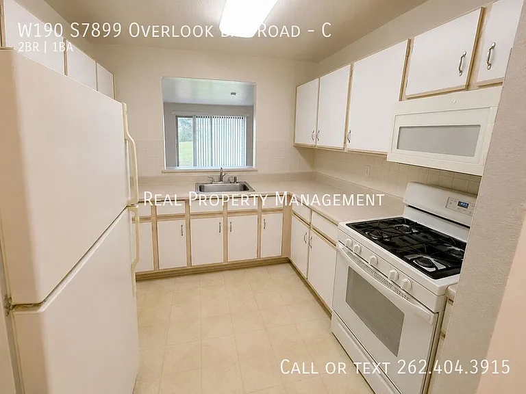 W190S7899 Overlook Bay Rd #C — Photo 9