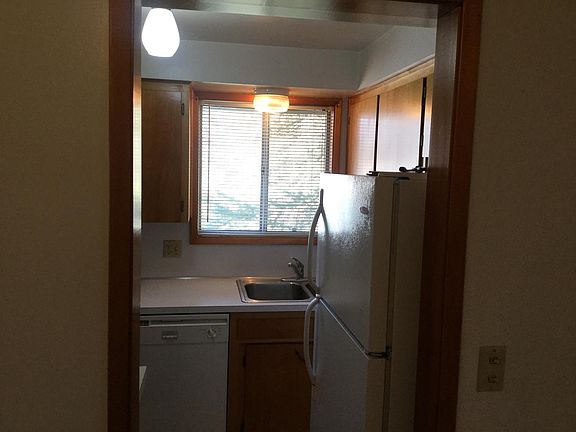 5th image of 500 1/2 W 15th Ave