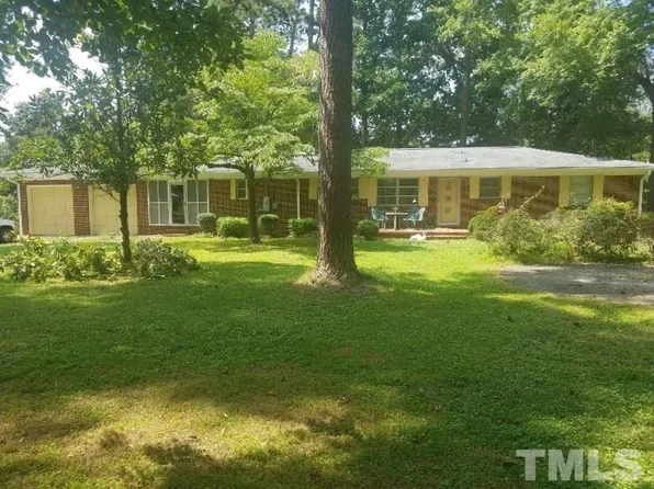 202 Lake Shore Dr, Roxboro, NC 27573