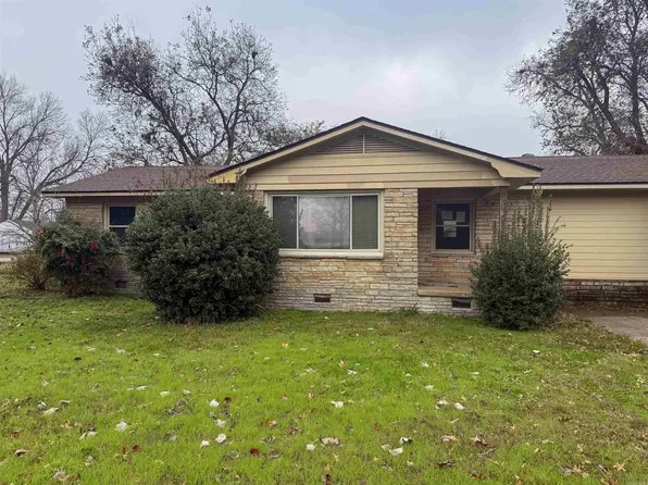 1210 W Hale Ave, Osceola, AR 72370