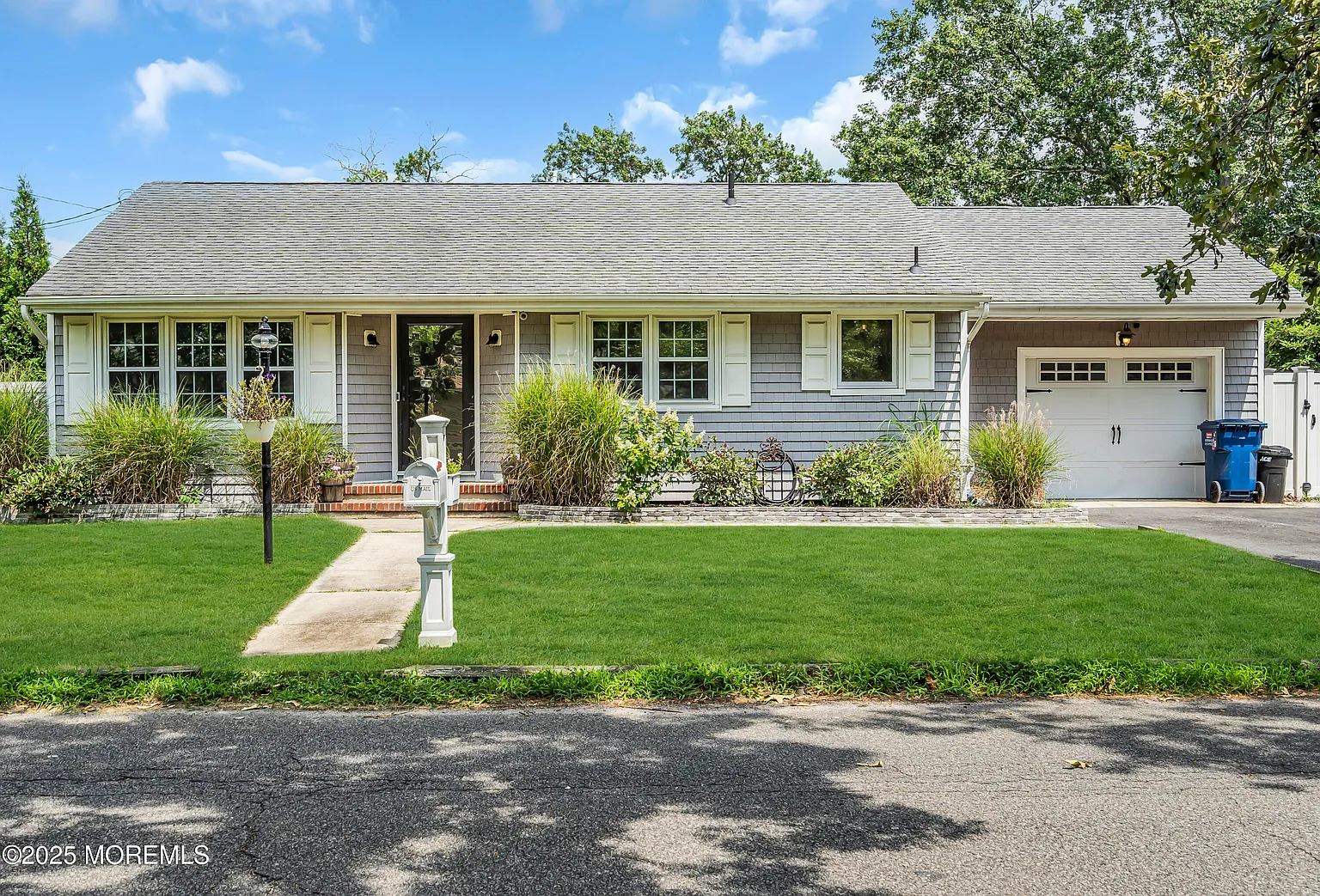 62 Birch Street photo 1
